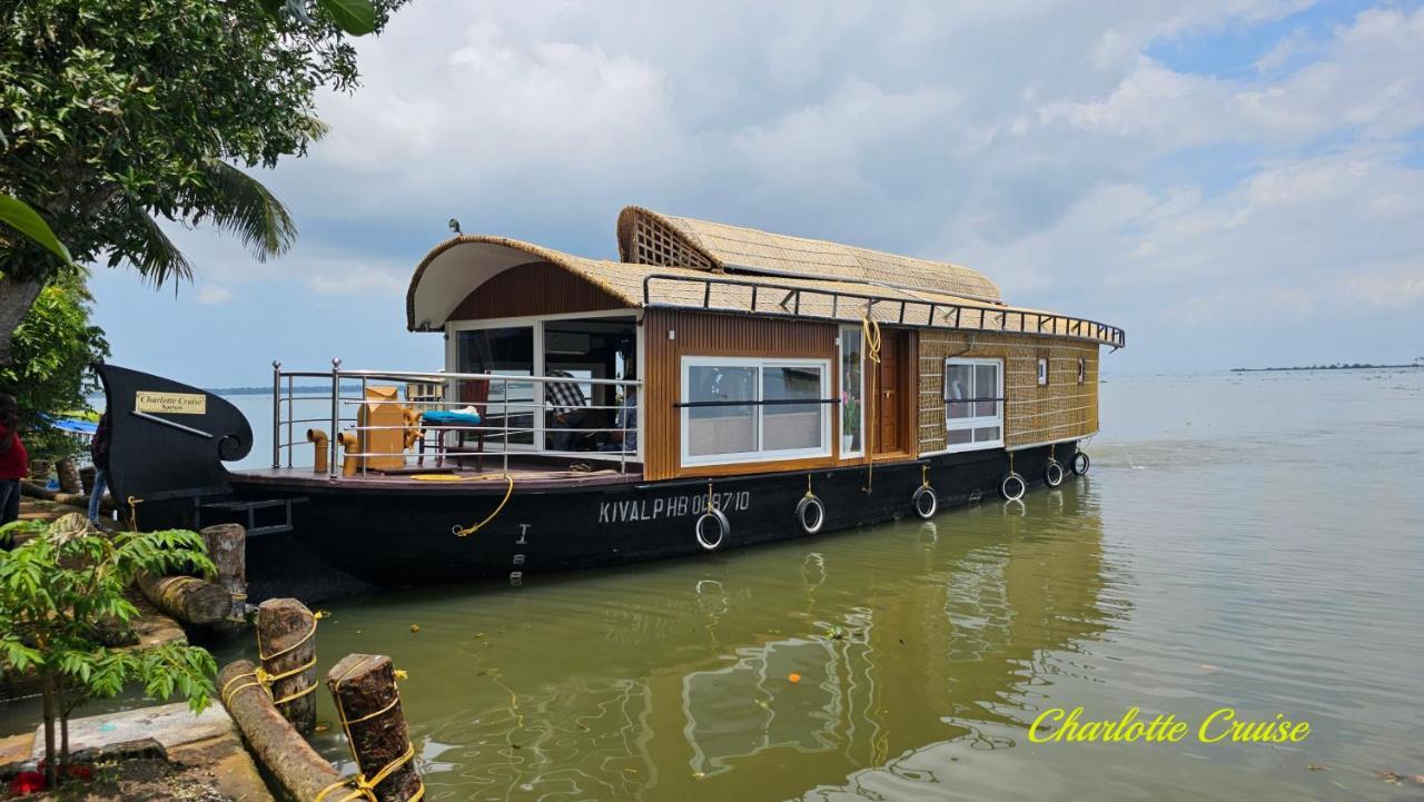 מלון Alappuzha Charlotte Cruise House Boat מראה חיצוני תמונה