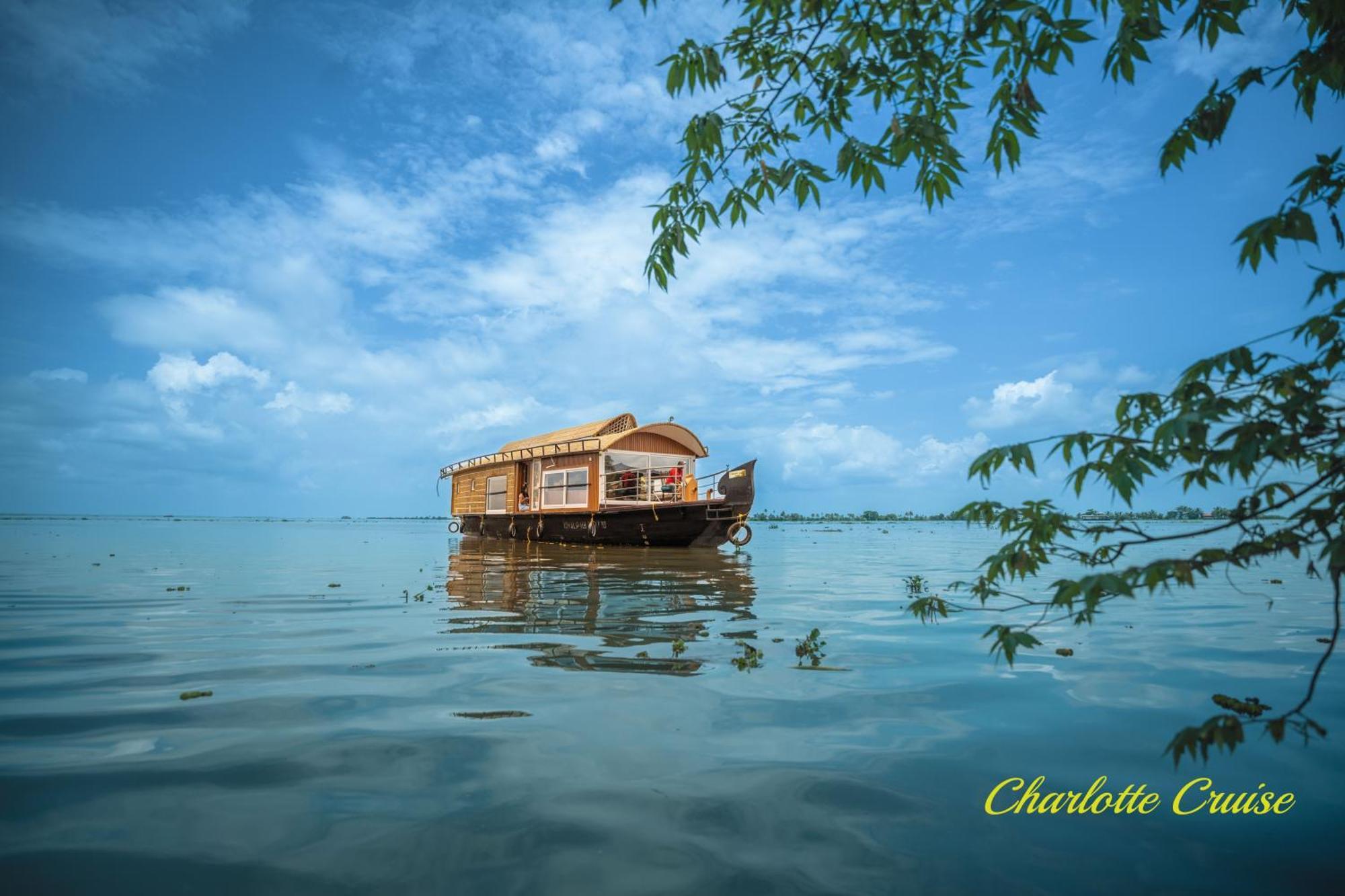 מלון Alappuzha Charlotte Cruise House Boat מראה חיצוני תמונה